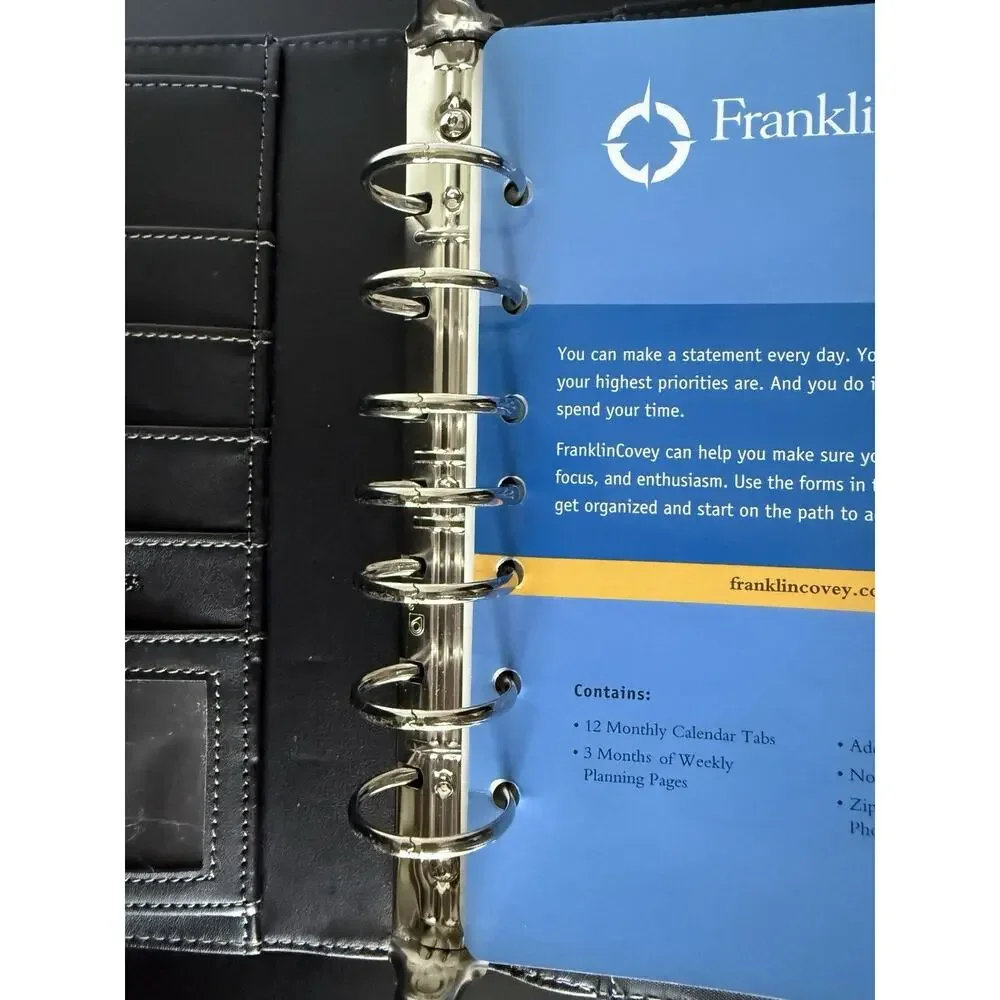 Franklin Covey Classic 7 ring Binder Snap Planner black Fits 5.5x8.5
